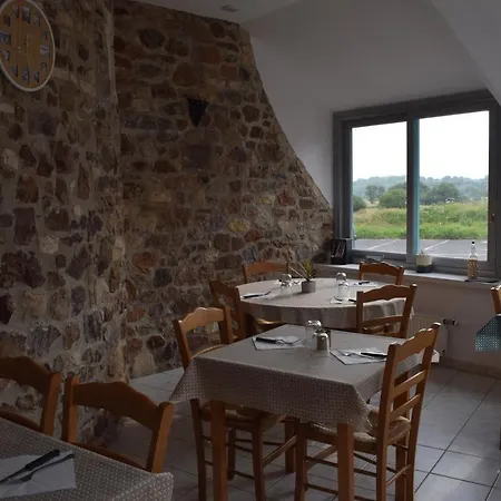 De La Vallée De La Douve * L'Etang-Bertrand