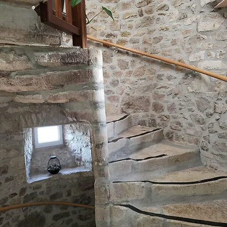 Hotel De La Vallee De La Douve