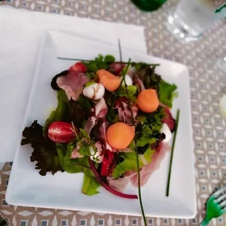 Otel De La Vallee De La Douve L'Etang-Bertrand