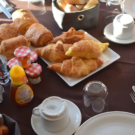 De La Vallee De La Douve