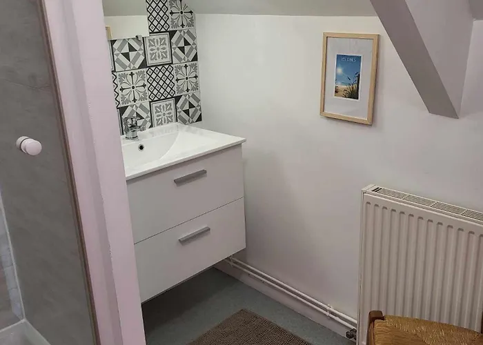 De La Vallee De La Douve Otel L'Etang-Bertrand