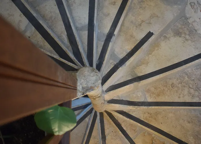 De La Vallee De La Douve Otel