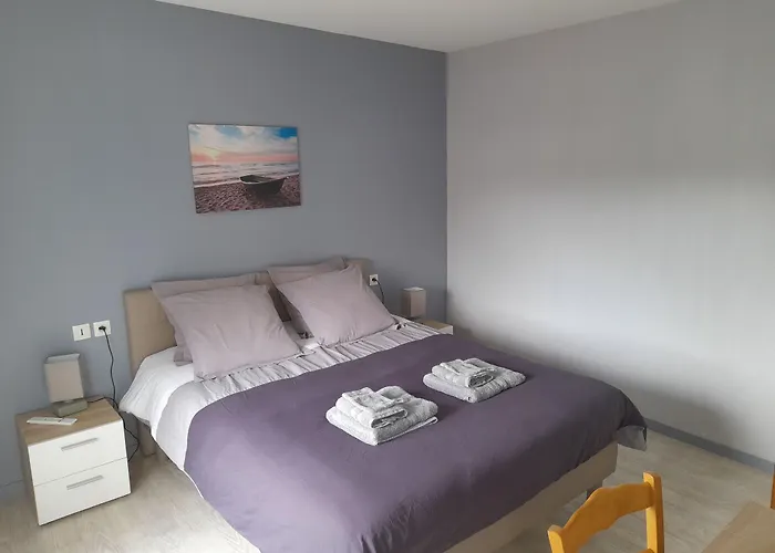 De La Vallee De La Douve Otel *