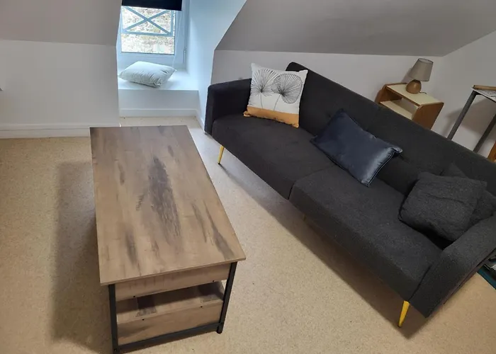 Otel De La Vallee De La Douve